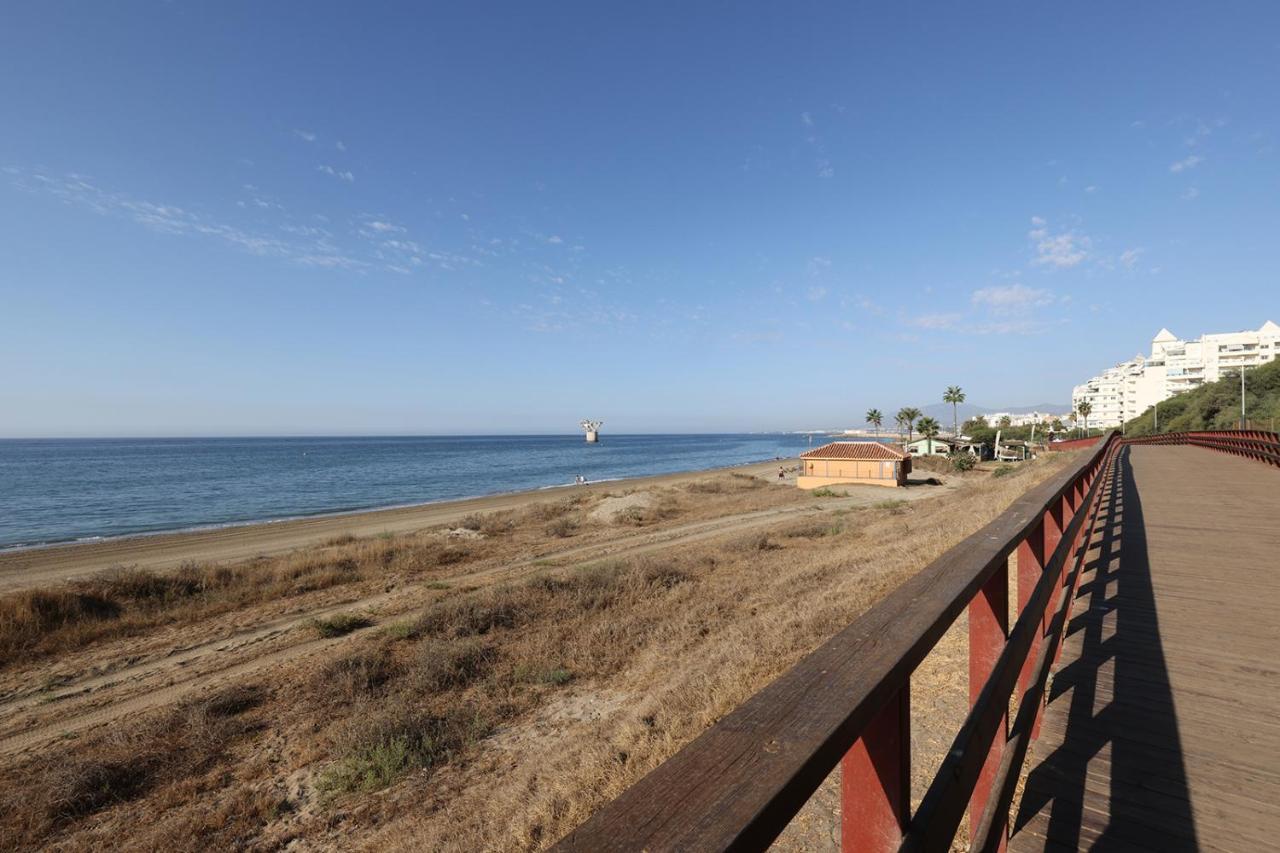 Lujo en banana beach primera línea de playa Marbella Exterior foto